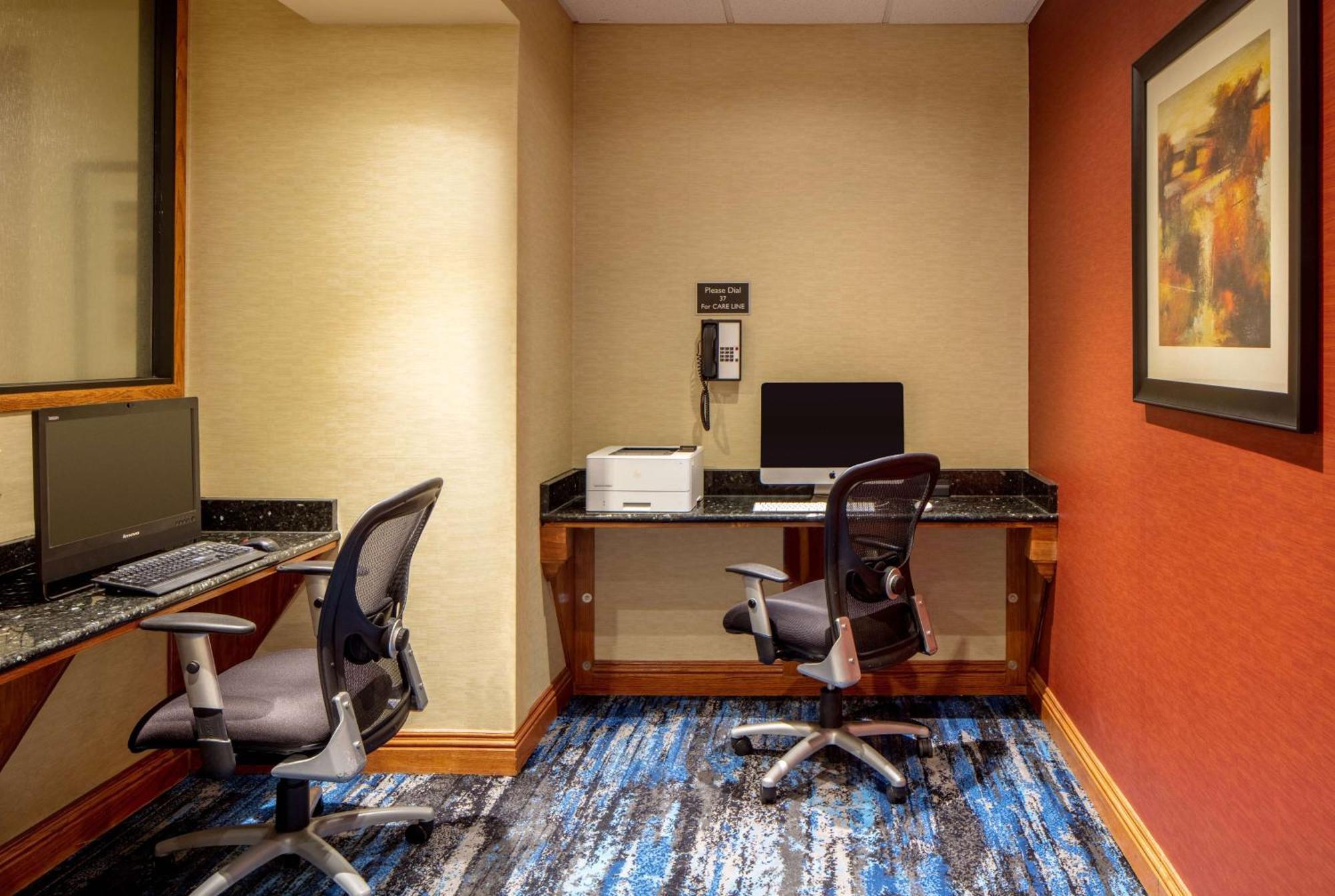 Doubletree By Hilton Downtown Hotel Minneapolis