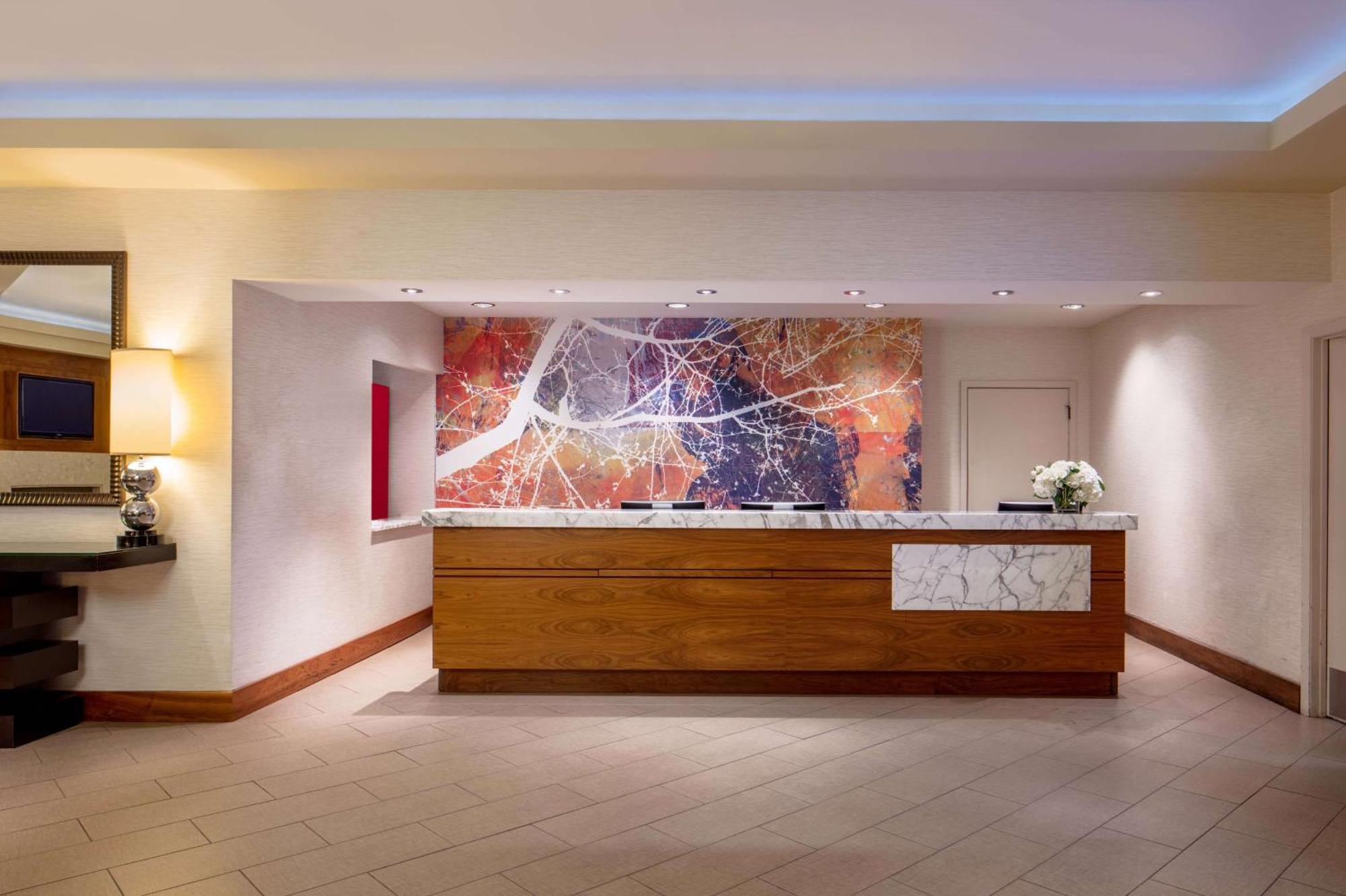 Doubletree By Hilton Downtown Minneapolis
